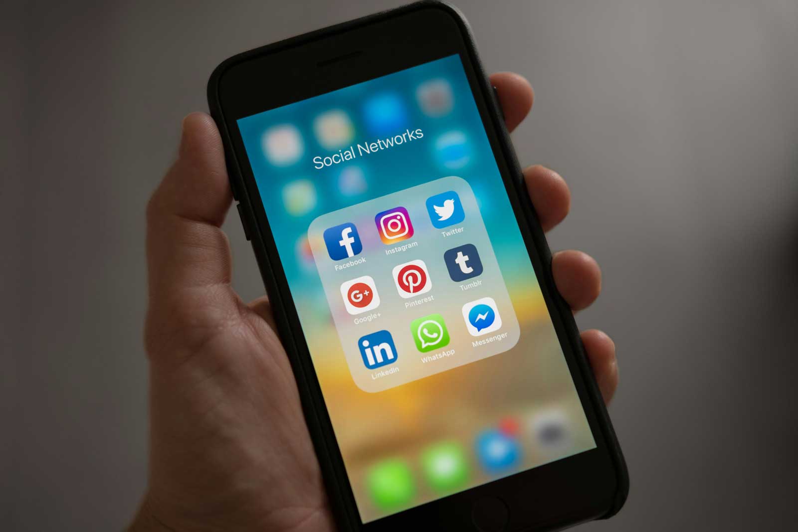 インスタで予約が埋まる？宿泊施設のSNS活用法